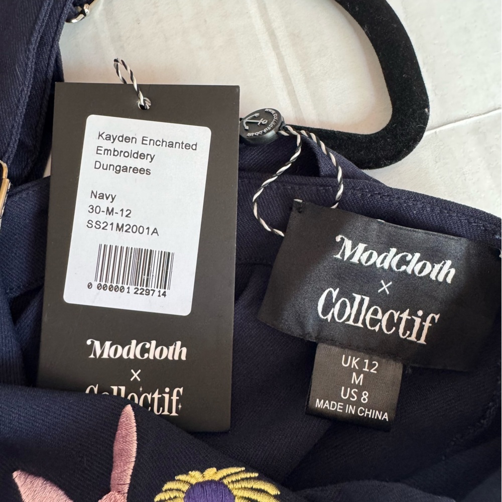 Modcloth X Collectif Kayden Enchanted Embroidery Dungarees New - Picture 4 of 16